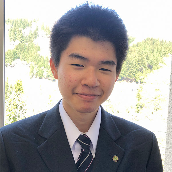二瓶さん