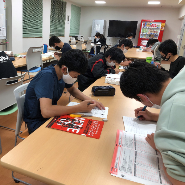 勉強の様子(男子)